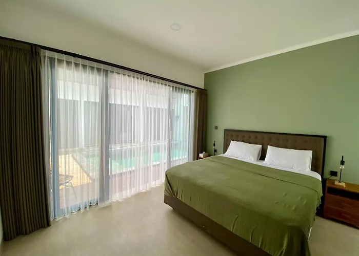 Badung 4 *